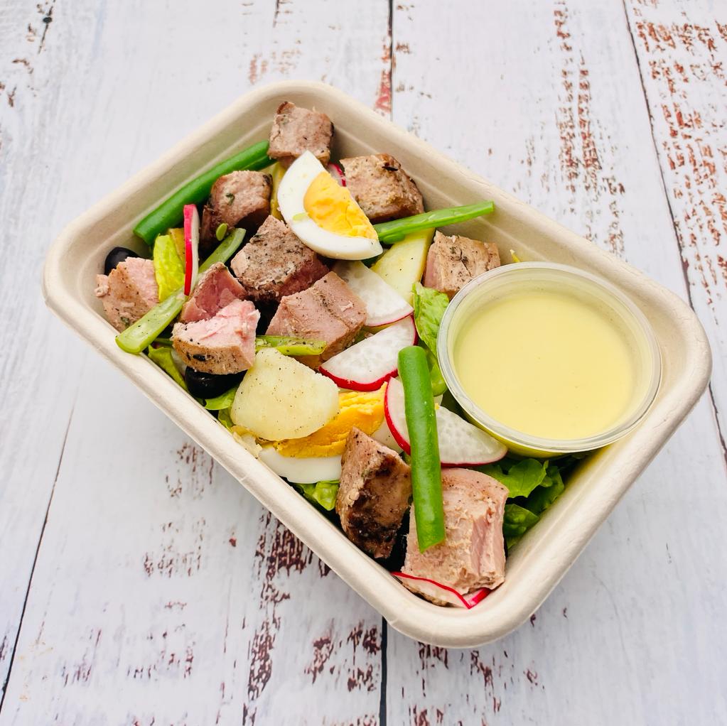 Low Carb Tuna Nicoise Salad